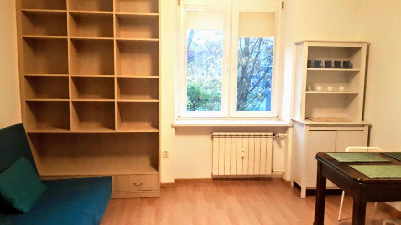 Kawalerka Na Starym Zoliborzu Apartman Varsó Kültér fotó